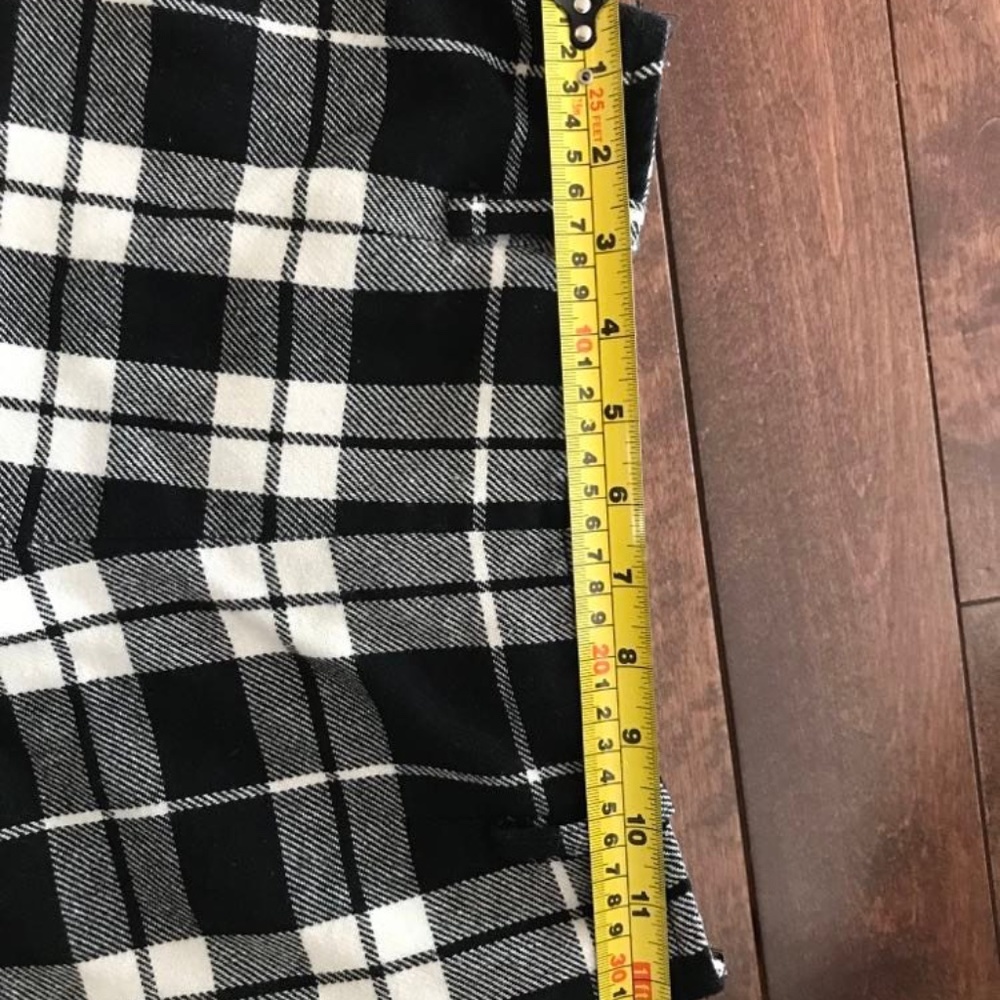 short - Picture 2 of 2